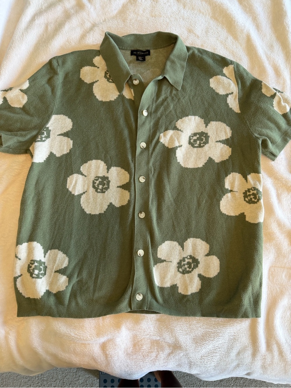 Men's Olive Green Floral Short-Sleeve Knit Polo Sweater